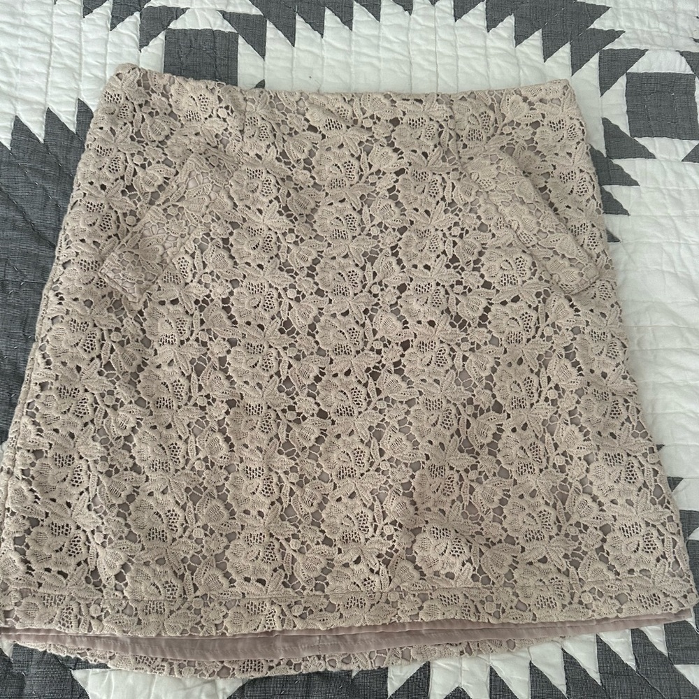 ABS by Allan Schwartz lace skirt
